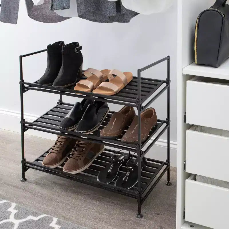 Organize It All Meuble à chaussures 3 niveaux Collection Résine : Cadre en métal, Meuble à chaussures autoportant, Contient 9 paires, Noir