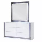 HomeStock Commode Horizontale 19.92 po H en MDF avec 3 Tiroirs, Fini Blanc