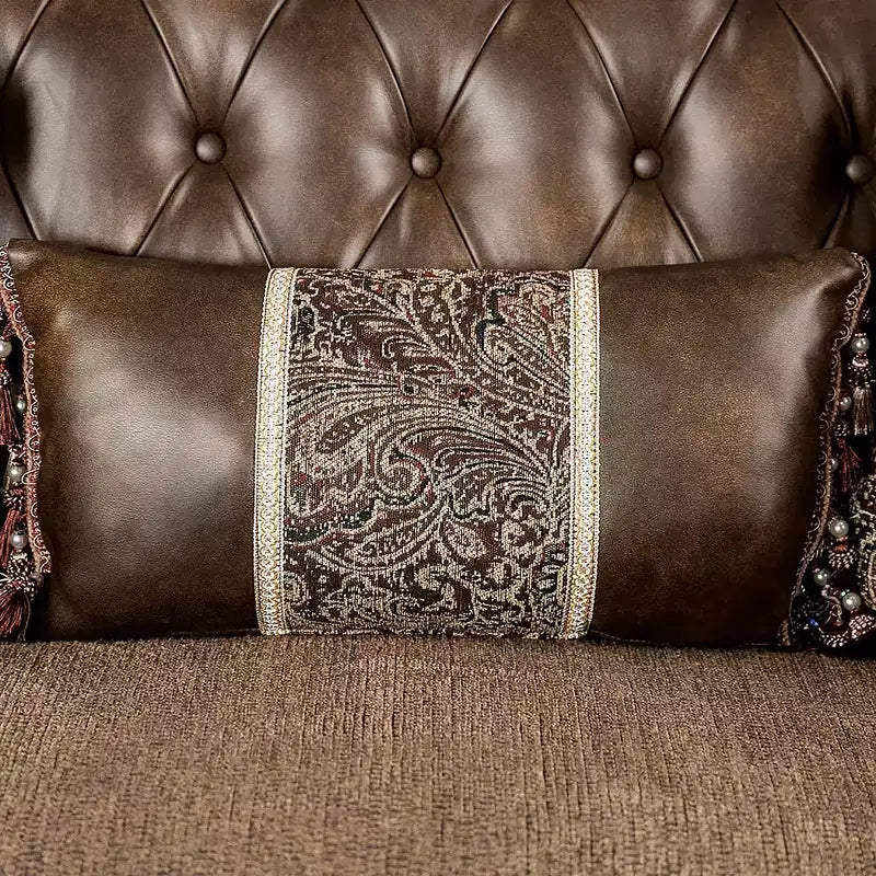 MAISONS : Intérieur + Extérieur Frazer Canapé 229,2 cm Traditionnel avec Clous Décoratifs Marron