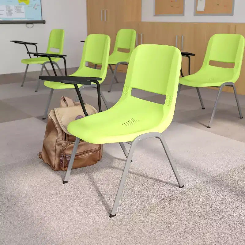 Chaise ergonomique Flash Furniture avec tablette rabattable à droite