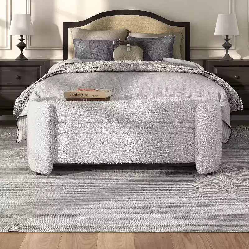 Banc de rangement Makine Glam Boucle pour chambre et entrée - HOMES: Inside + Out