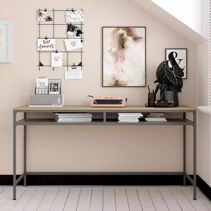 Bureau informatique Shadwick de RealRooms