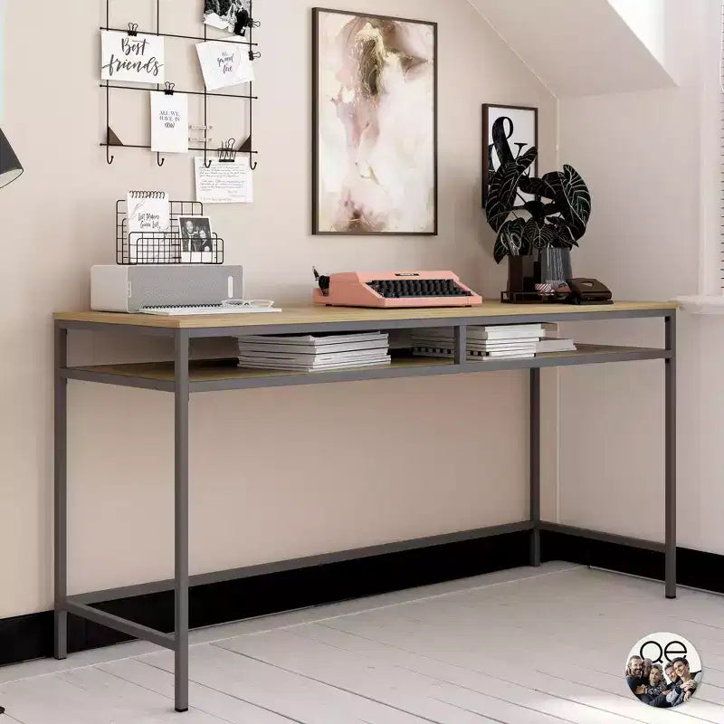 Bureau informatique Shadwick de RealRooms