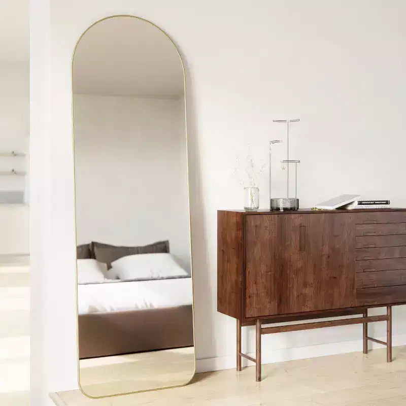 Miroir mural décoratif Hubba arqué à poser 20 x 62 - Umbra