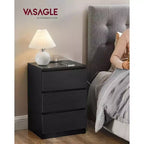 VASAGLE Table de chevet avec station de recharge, Table d'appoint avec 3 tiroirs, 2 prises secteur, 2 ports USB, Façades de tiroirs biseautées