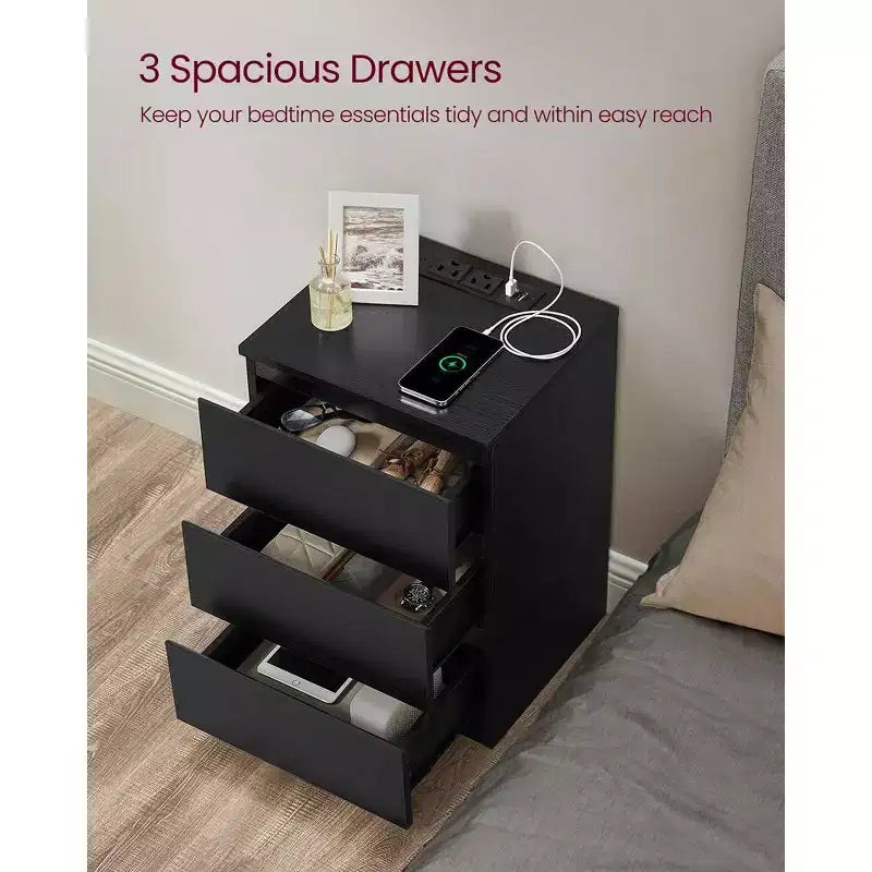 VASAGLE Table de chevet avec station de recharge, Table d'appoint avec 3 tiroirs, 2 prises secteur, 2 ports USB, Façades de tiroirs biseautées