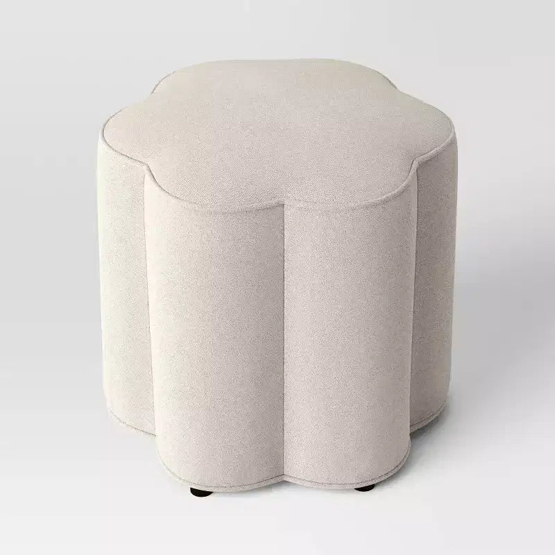 Ottoman capitonné festonné - Room Essentials