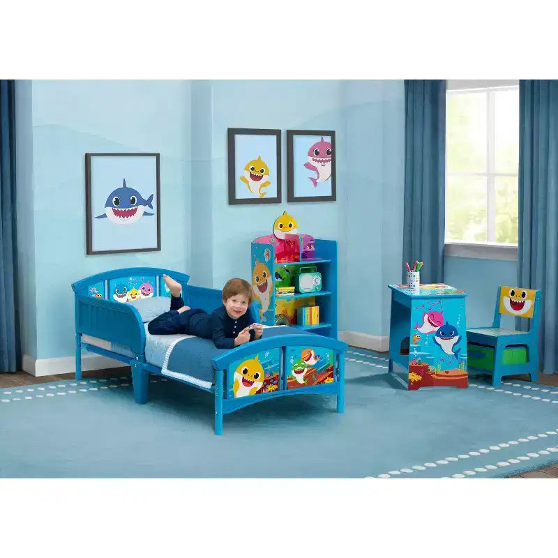 Lit de tout-petit en plastique Delta Children